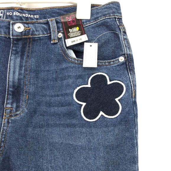 No Boundaries Jeans Womens Juniors Size 15 Blue High Rise Tapered Style Leg - Picture 6 of 11